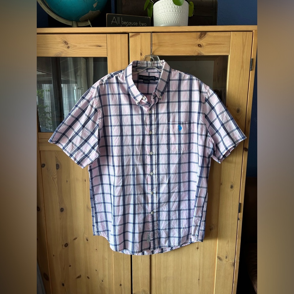 US Polo Assn Button Down Shirt Men’s XL Extra Large Pink Blue Plaid Shirt
